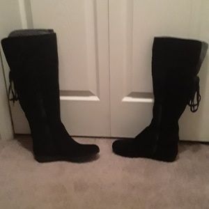 Woman's boots nine west